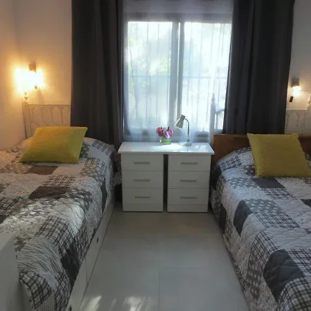 Апартаменти Clubrent - Townhouse La Merced Кальпе